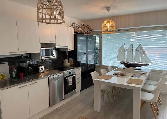 Revell In * האנקו